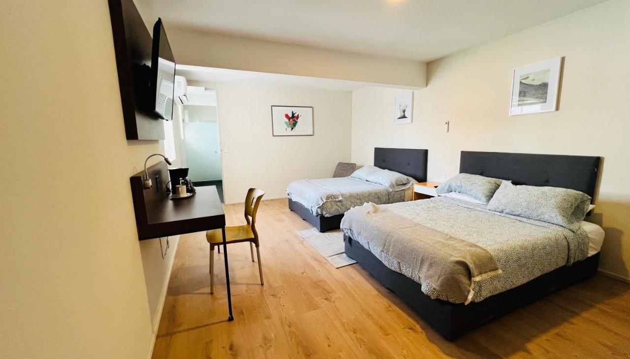 Suites Bauhaus Casa Blanca La Corregidora ภายนอก รูปภาพ